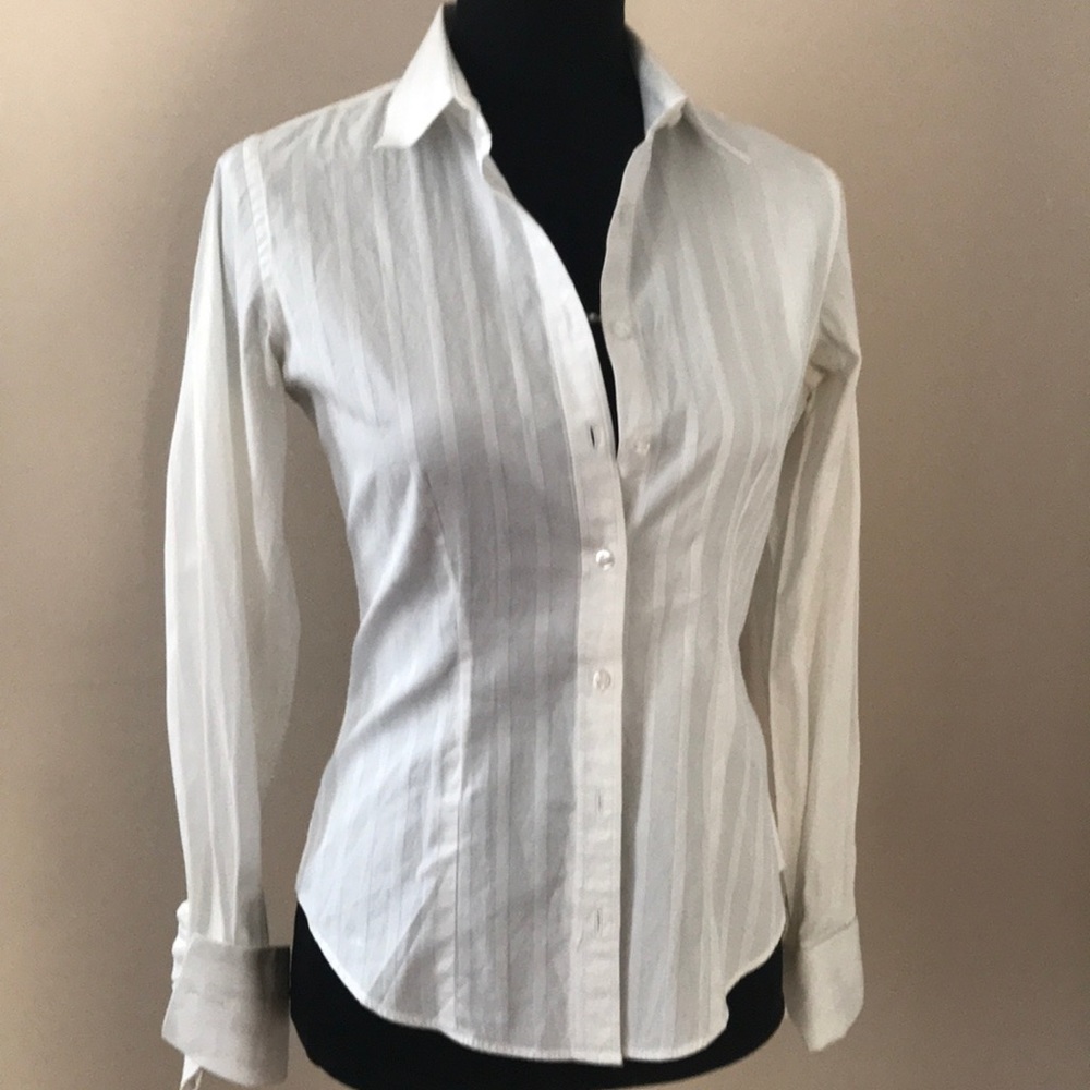 Pink Thomas Pink button down shirt